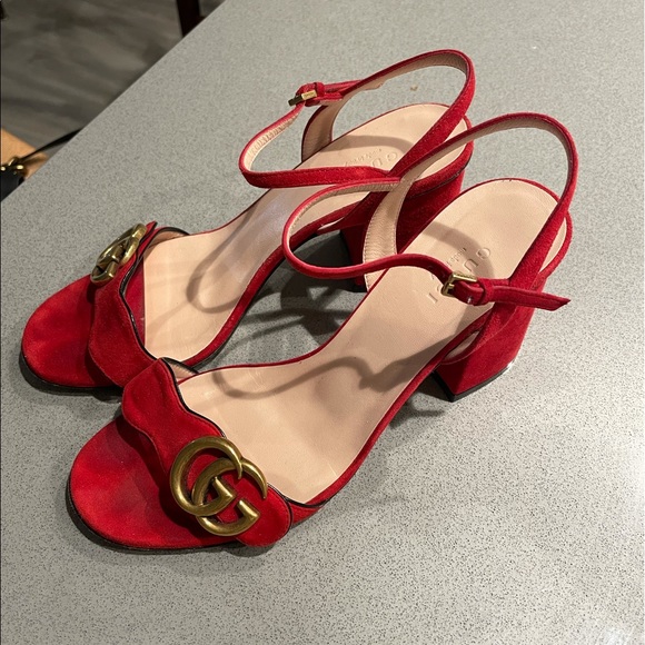 Gucci Marmont Sandals - Picture 2 of 3